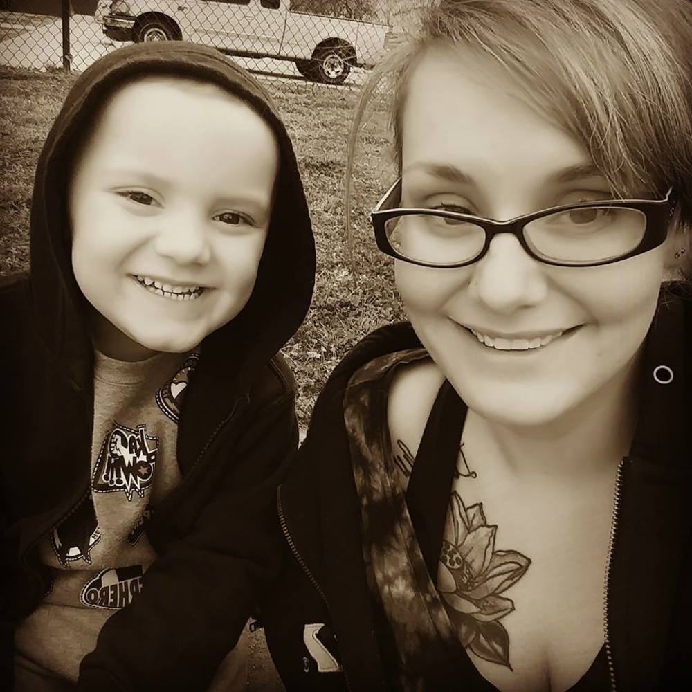 Meet your Posher, Courtney